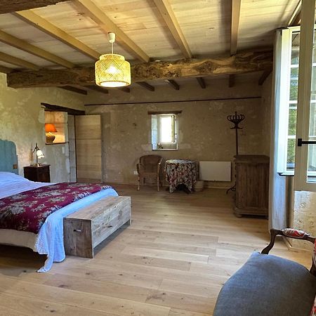 Entre-Vignes-Et-Bastides Hotell Montcaret Eksteriør bilde